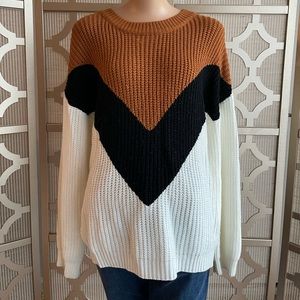 Amazon! Chevron Neutral Sweater! Medium! Soft! Worn 2 times!
